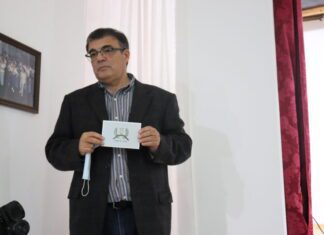 Aniversário de O Ilhéu eleva símbolos de filarmónicas e juntas