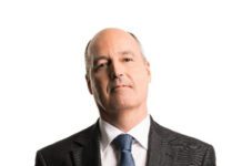 Emanuel Gonçalves, Administrador da Fundação Oceano Azul, é o convidado do Fórum Autonómico do Faial