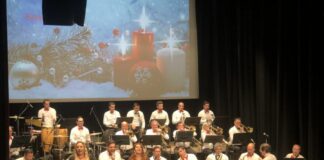 Orquestra de Música Ligeira da CMH enche o Teatro Faialense
