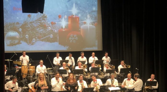 Orquestra de Música Ligeira da CMH enche o Teatro Faialense