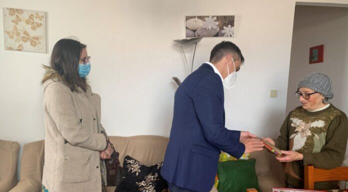 Município da Horta visita idosos do Programa de Teleassistência