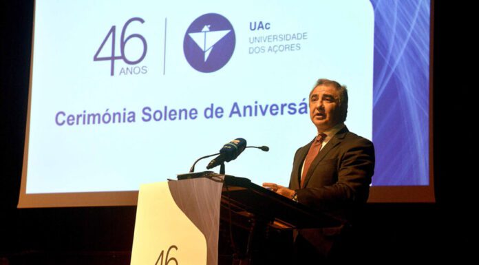 Governo Regional “firme” no entendimento de uma Universidade dos Açores fortalecida, realça José Manuel Bolieiro
