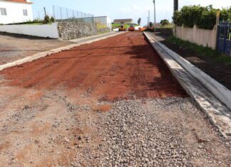 Atrasadas obras de asfaltagem no Chão Frio e no Lameiro Grande
