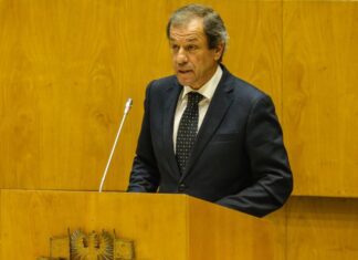 Nuno Barata lamenta agradecimentos – IL não quer mais cortes nos ordenados da SATA