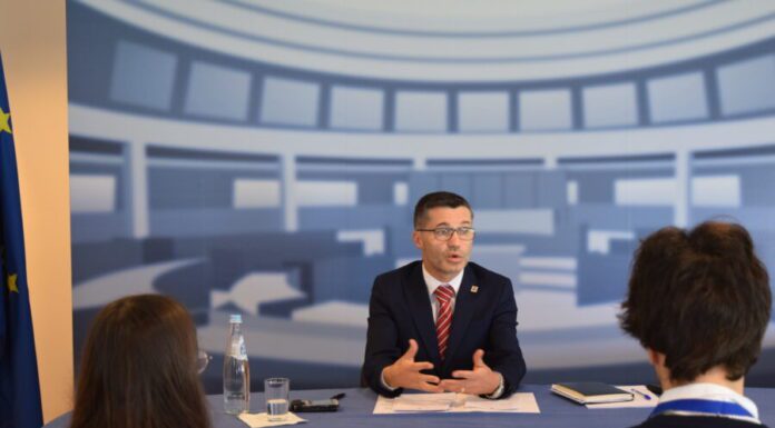 Parlamento Europeu – Presidente da Assembleia Legislativa felicita eurodeputados açorianos eleitos