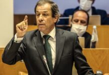 IL votou contra taxa turística regional por ser “assalto aos pequenos empresários turísticos”