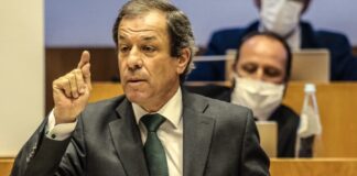 IL votou contra taxa turística regional por ser “assalto aos pequenos empresários turísticos”