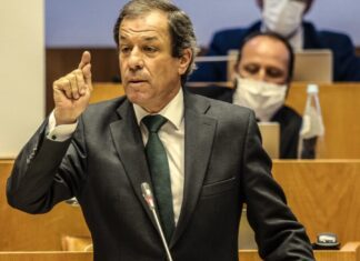 IL votou contra taxa turística regional por ser “assalto aos pequenos empresários turísticos”