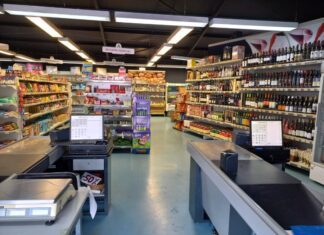 Supermercado Aldina faz 10 anos