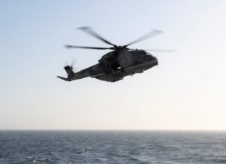 Resgatada mulher inglesa em situação de enfarte do miocárdio no navio “Celebrity Silhouette”
