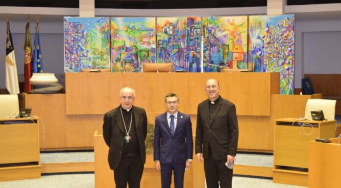 Presidente da Assembleia saúda visita de Núncio Apostólico aos Açores