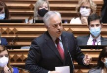 Paulo Moniz questiona António Costa sobre prioridades para os Açores