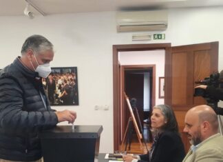 Vasco Cordeiro reeleito Presidente do PS/Açores com 97,7% de votos a favor
