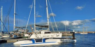 Embarcação não tripulada pela primeira vez na marina da Horta