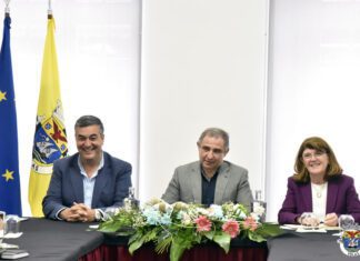 São Jorge com reforço de ligações aéreas e marítimas