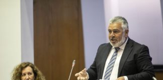 Parlamento aprova por unanimidade proposta do PS/Açores para ampliar a pista do Aeroporto do Pico