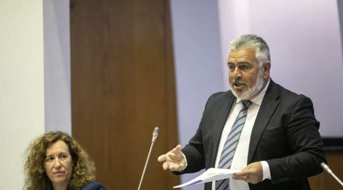Parlamento aprova por unanimidade proposta do PS/Açores para ampliar a pista do Aeroporto do Pico