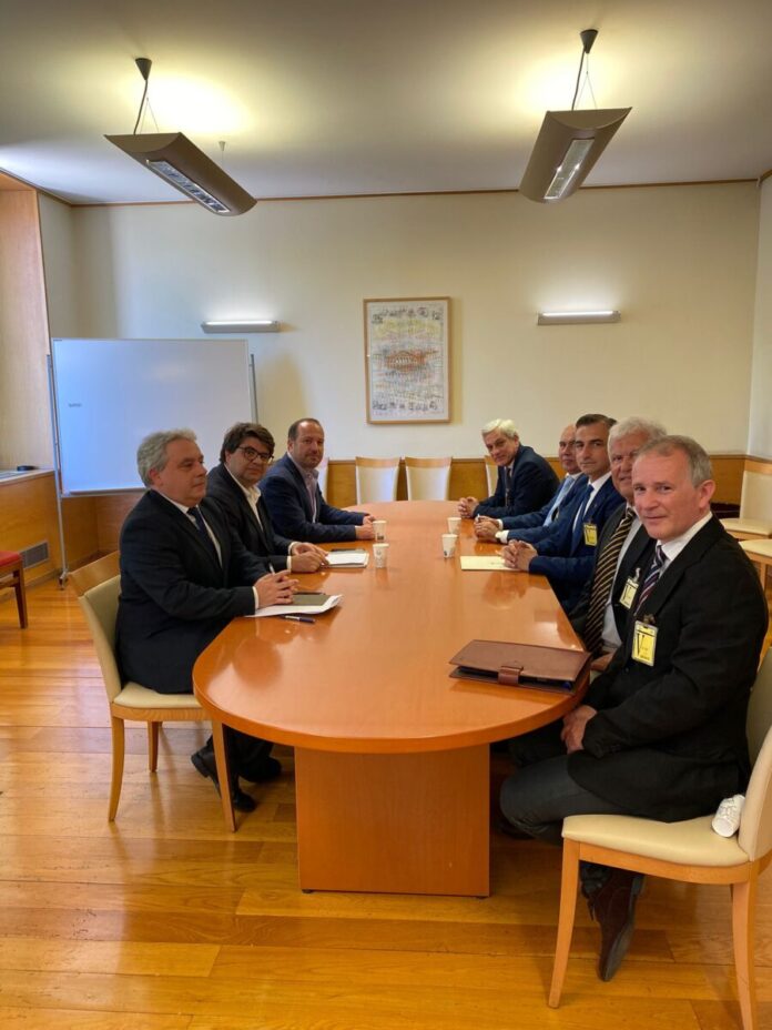 Deputados PS Açores_grupo trabalho Aeroporto