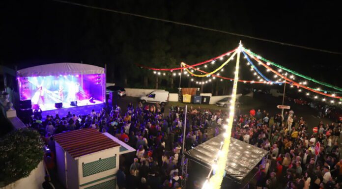 Arraial de São João da Caldeira levou centenas de pessoas ao Largo Jaime de Melo