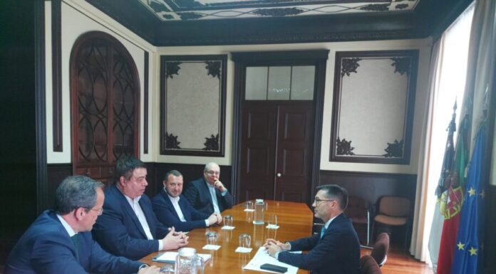 Presidente da Assembleia defende aprofundamento do relacionamento com o poder local