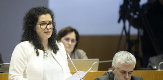 Plenário: Agricultores Açorianos aguardam há mais de ano e meio por apoios do Governo, realça Patrícia Miranda