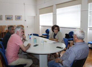 O Governo Regional retirou trabalhadores às Juntas de Freguesia sem assegurar uma alternativa, realça Andreia Cardoso