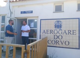 PS quer saber porque é que as obras da aerogare e quartel de bombeiros do Corvo não avançam