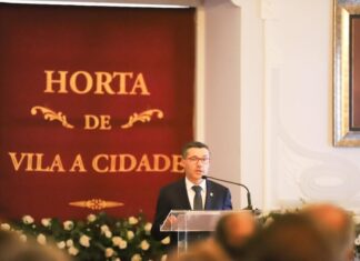 Plenário – “A tarefa de desenvolver uma terra não é exclusiva dos poderes públicos”, afirma o Presidente da Assembleia Legislativa