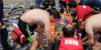 Resgatada jovem após queda acidental na praia da Amora nos Açores