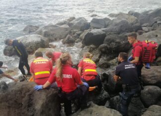 Resgatado homem após queda acidental em zona rochosa no Faial