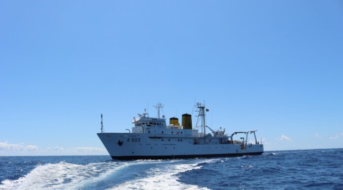 Navio Hidrográfico da Marinha prossegue missão multidisciplinar na ilha Terceira