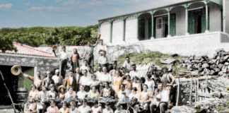 Colorindo o preto e branco: Vindimas no Varadouro