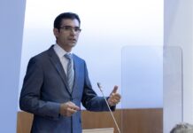 Deputado independente Carlos Furtado quer mais informação sobre a atividade do gabinete anti-corrupção