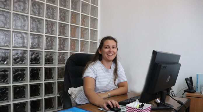 Mariana Rovoredo termina estágio no Tribuna da Ilhas