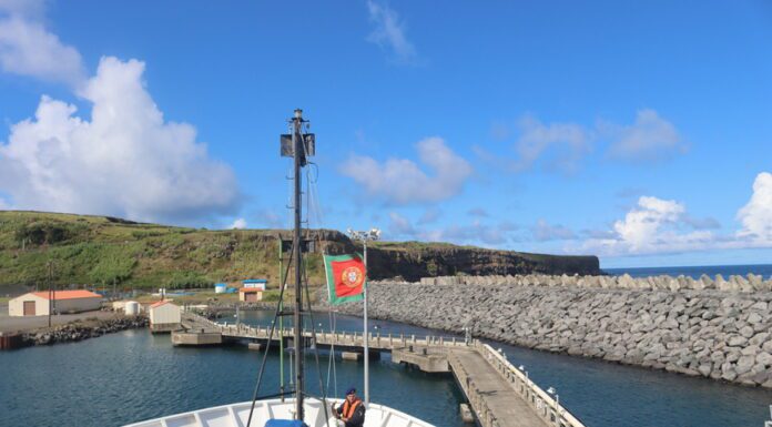 Navio hidrográfico D. Carlos I termina missão nos Açores