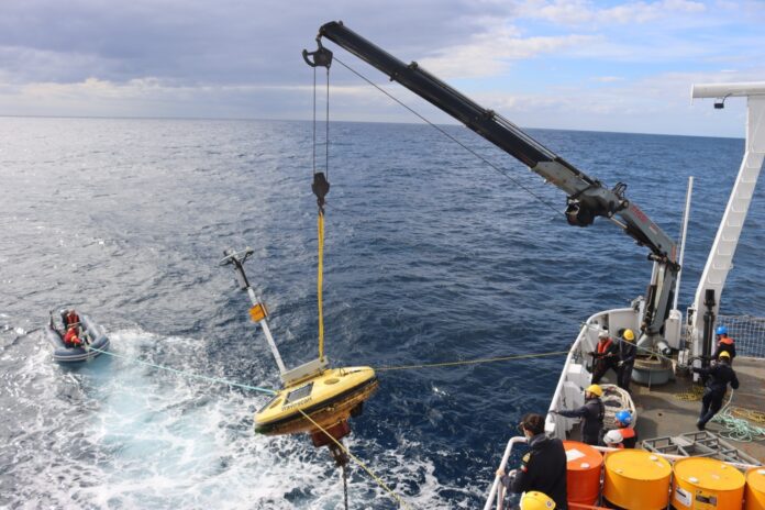 Navio da Marinha acrescenta 48 mil km2 ao projeto do mapeamento do mar português 2