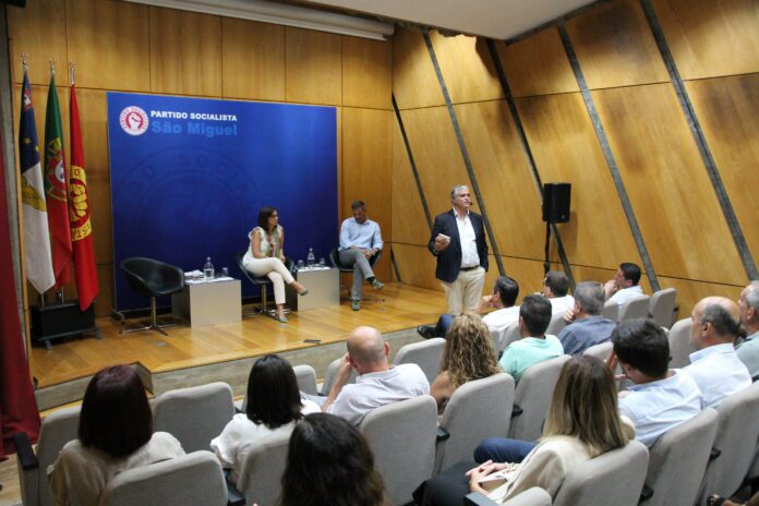 Vasco Cordeiro Sessão PS Construir o Futuro