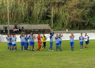 Futebol | Flamengos e Vitória fecham na liderança