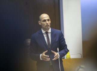 Coligação de Direita rejeita alargamento da remuneração complementar aos funcionários públicos Açorianos