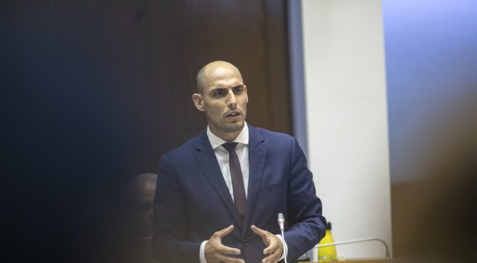 Coligação de Direita rejeita alargamento da remuneração complementar aos funcionários públicos Açorianos
