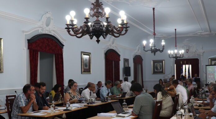 Assembleia Municipal da Horta | Transportes e Regulamentos Municipais em destaque na reunião de setembro