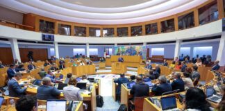 Plenário de setembro | Acessibilidades aéreas e incumprimentos da República marcam rentrée parlamentar