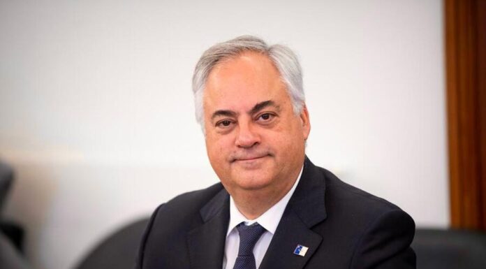 Paulo Moniz questiona Governo da República sobre cancelamento de concurso para obras do Cais NATO