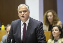 Vasco Cordeiro diz que Acordo de Parceria Estratégica do Governo dos Açores é pouco ambicioso e deixou de fora 24 parceiros sociais