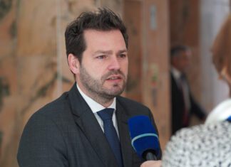 CDS-PP repudia briga de Comadres Chegadas