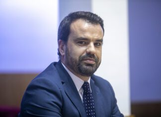Mudança de paradigma do Governo Regional no transporte marítimo de mercadorias está a prejudicar a economia do Faial