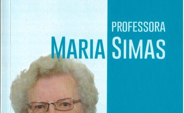 Estante | “Professora Maria Simas”