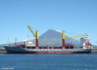 Transporte Marítimo de Mercadorias – Um modelo que implica a baldeação de carga aumenta os custos da operação DR/Miguel Nóia