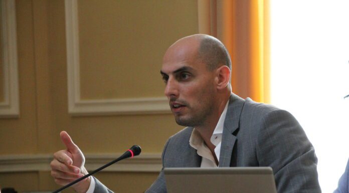 As propostas de Plano e Orçamento para 2024 têm muito mais de conto de fadas do que de verdade, de rigor e de estratégia de desenvolvimento para os Açores