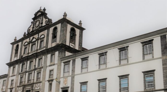 Assembleia Municipal | Aprovado financiamento para os 16 fogos na Rua de São João
